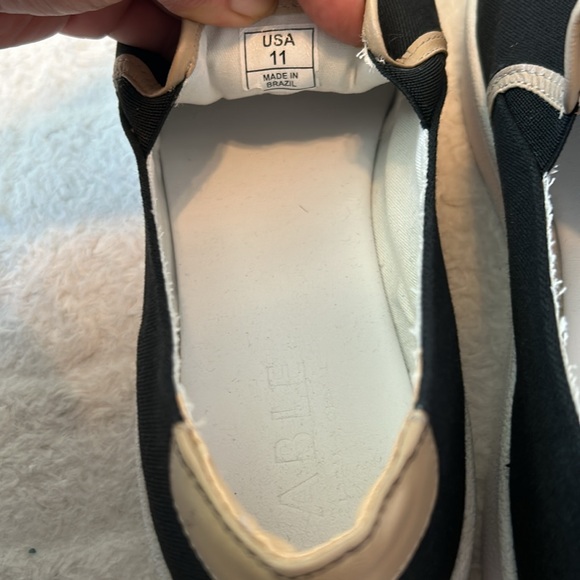 NEW  ABLE LOCAL+GLOBAL Slip on Shoes  Size 11 - Picture 5 of 5